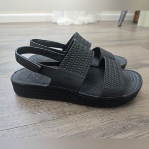 Reef Rubber Chunky Sandals Black Women's Size 8 Vacation Beach Resort Cruise